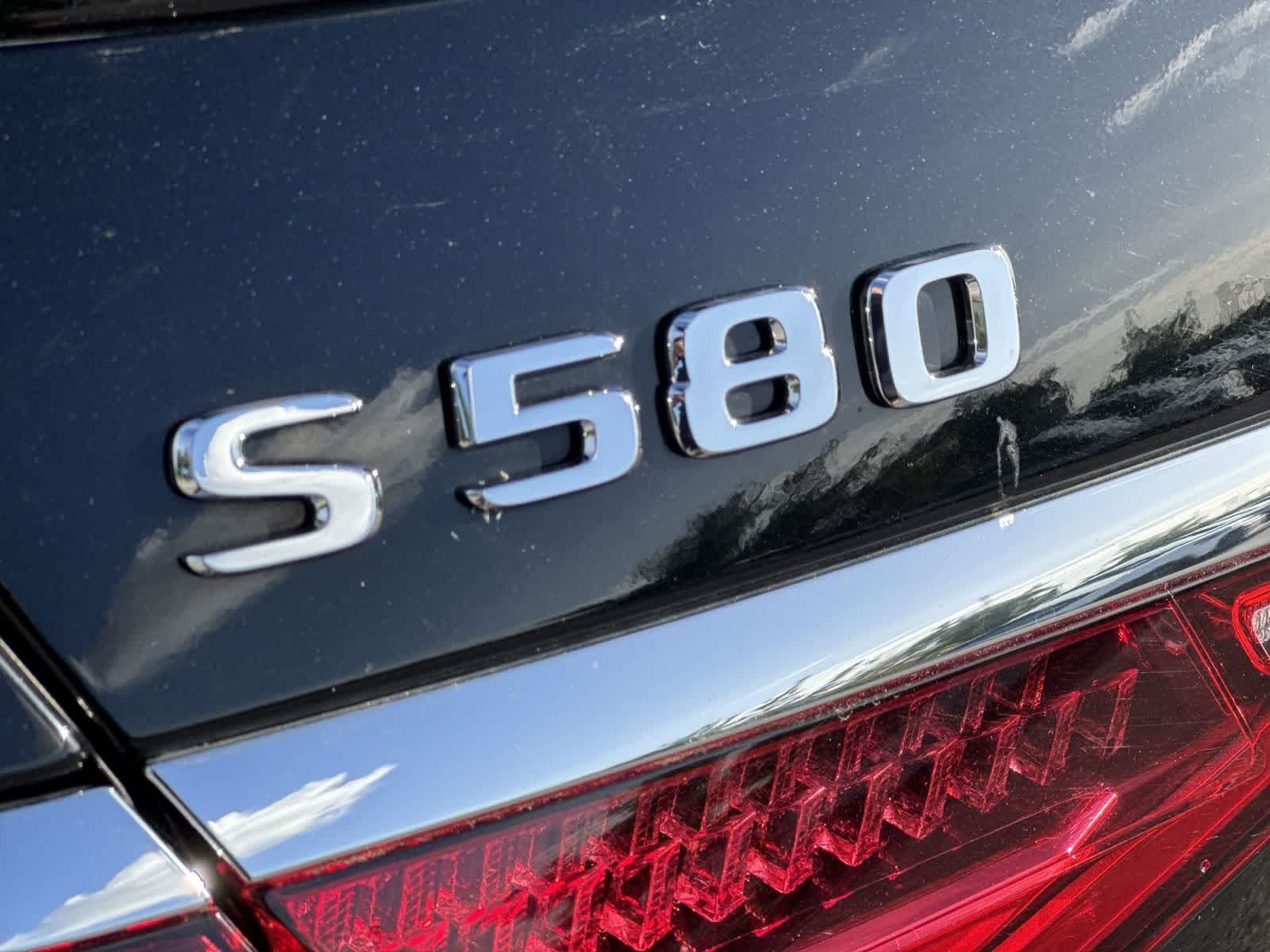 Thumbnail: 2022 Mercedes-Benz S-Class - 18