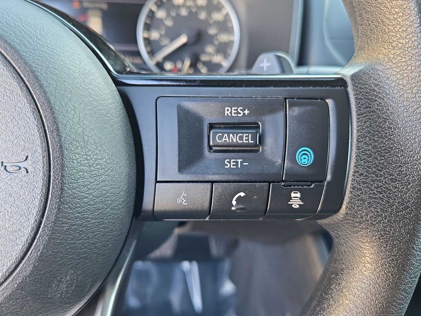 Thumbnail: 2021 Nissan Rogue - 25