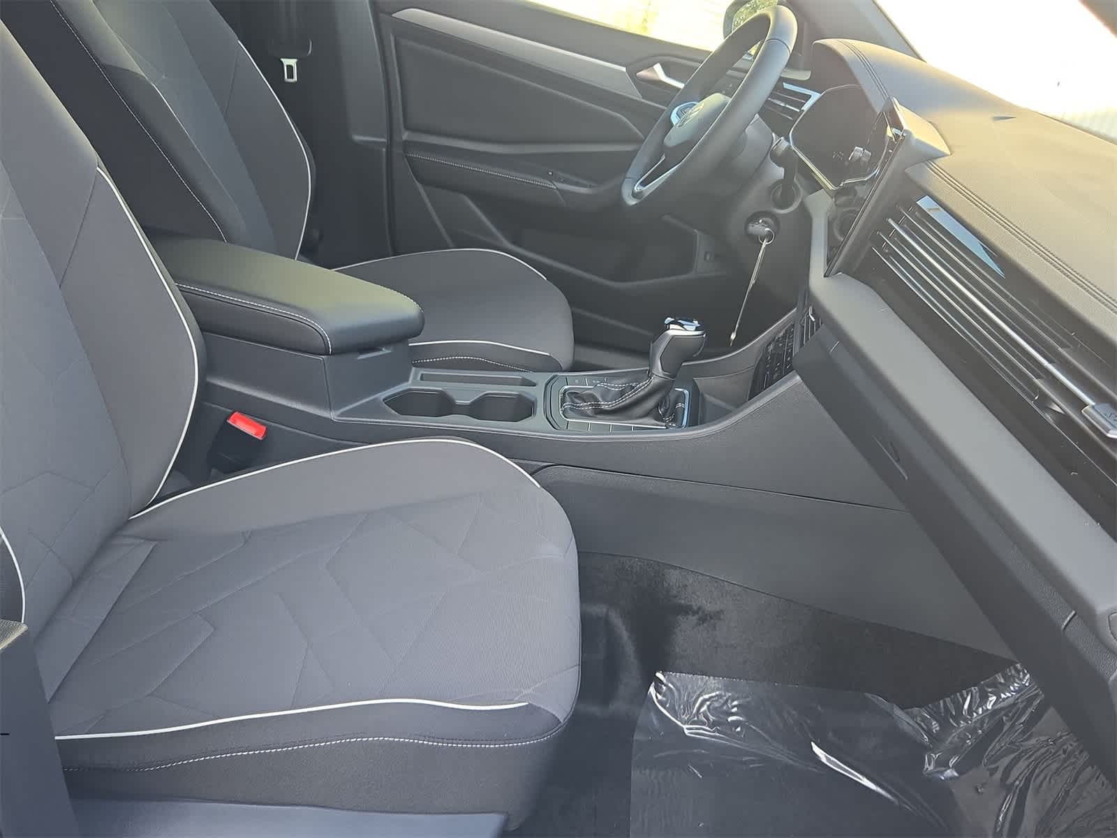 Thumbnail: 2026 Volkswagen Jetta - 20