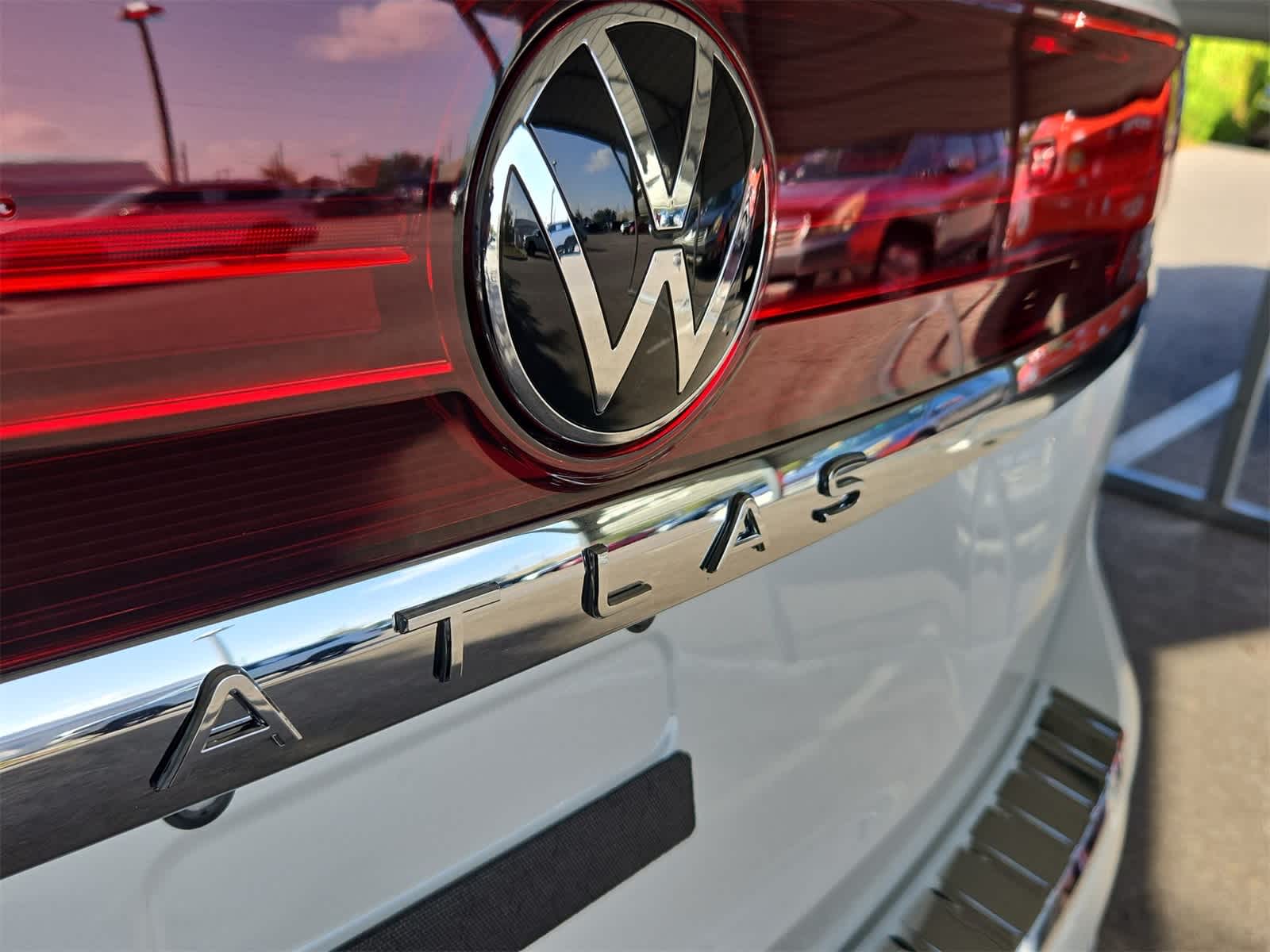 Thumbnail: 2026 Volkswagen Atlas - 13