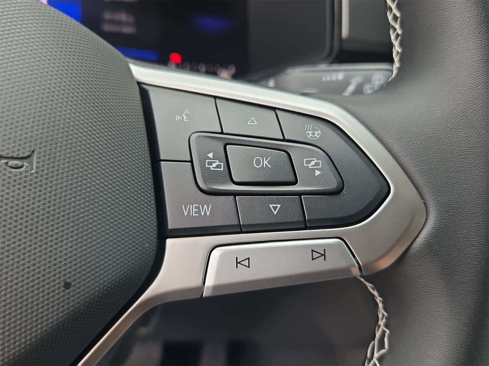 Thumbnail: 2025 Volkswagen Taos - 24