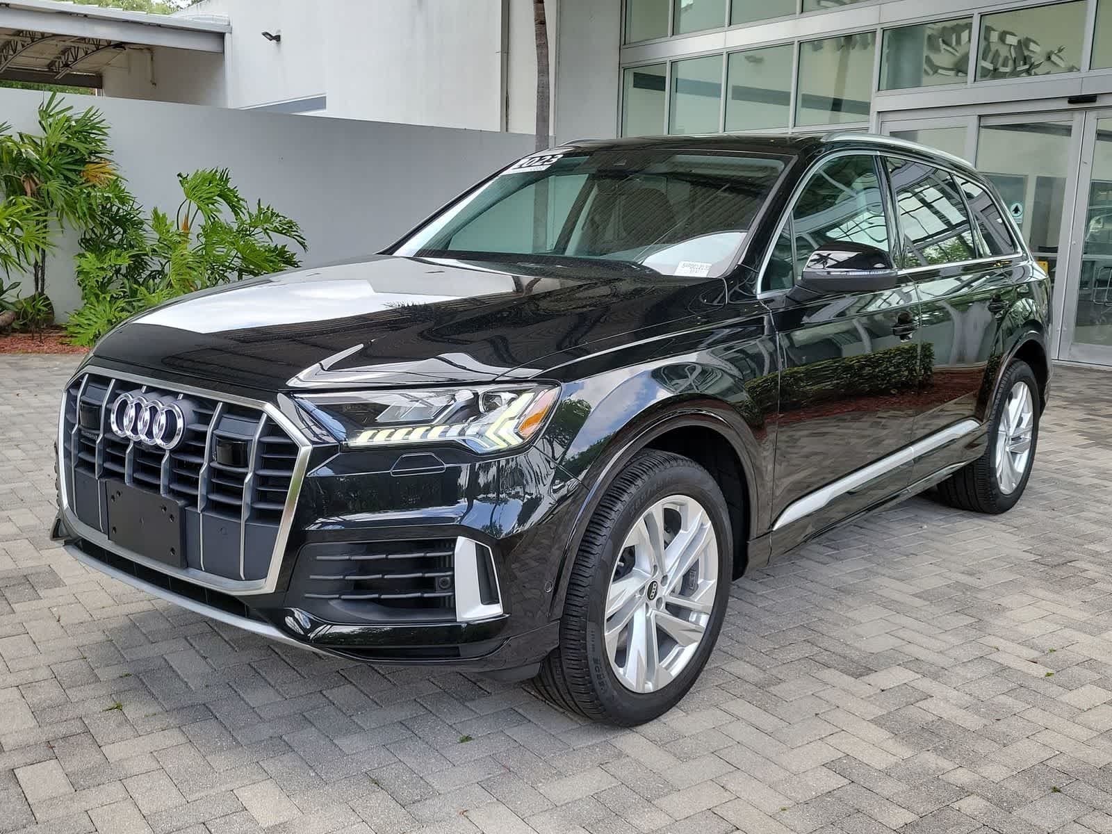 Thumbnail: 2023 Audi Q7 - 4