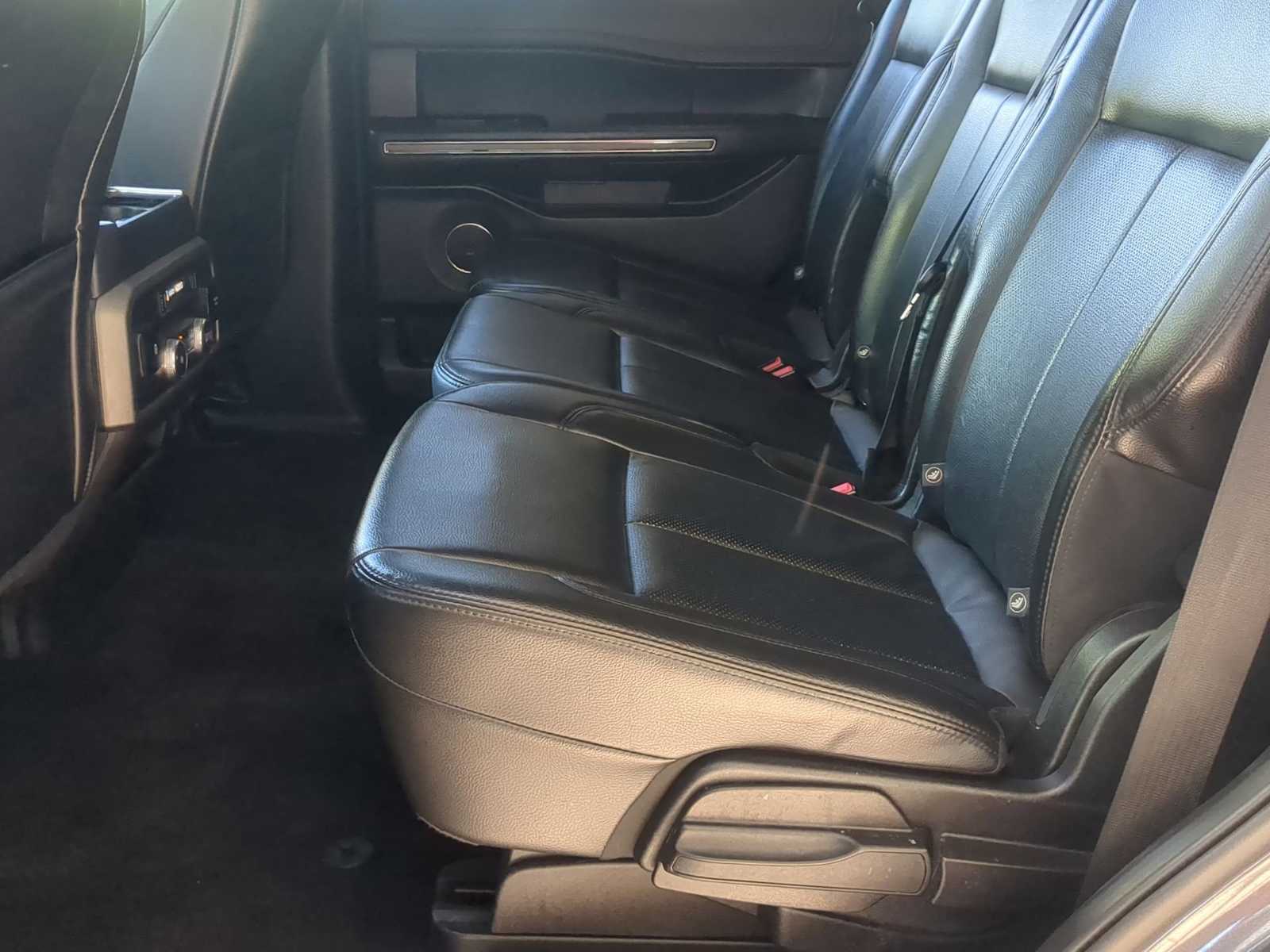 Thumbnail: 2020 Ford Expedition - 20