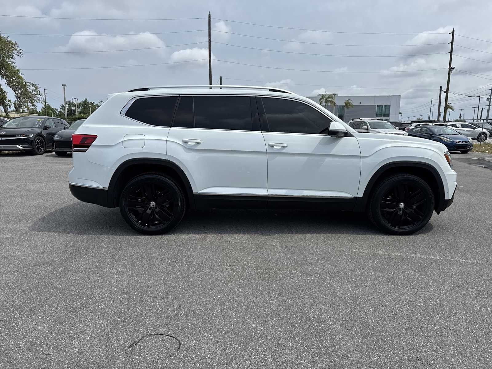 Thumbnail: 2019 Volkswagen Atlas - 7