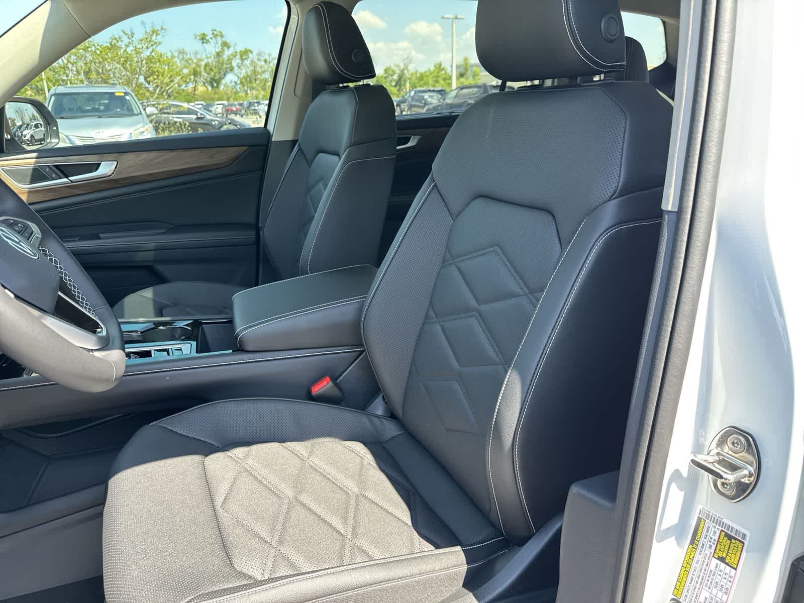 Thumbnail: 2026 Volkswagen Atlas - 23