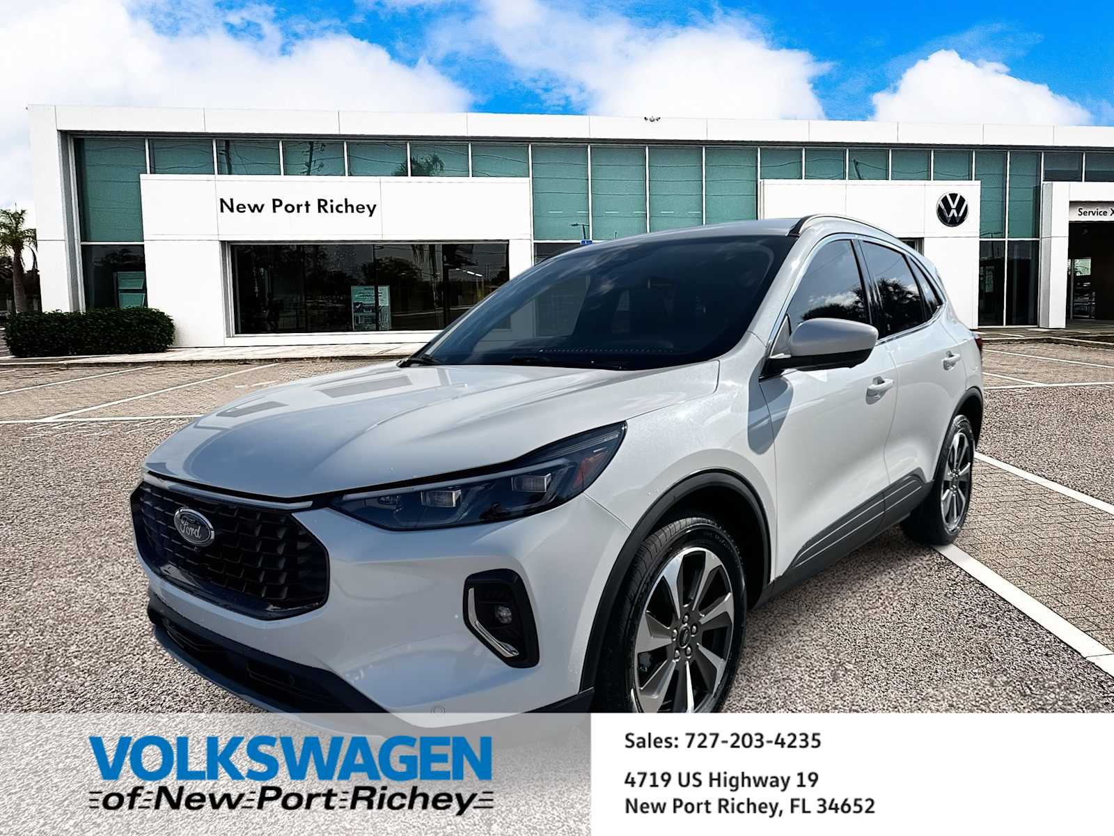 Thumbnail: 2023 Ford Escape - 1