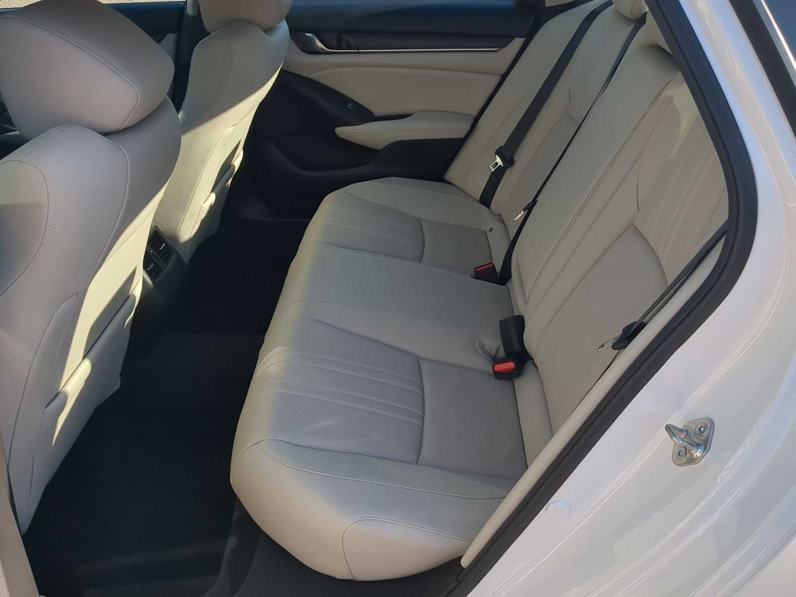 Thumbnail: 2018 Honda Accord - 21