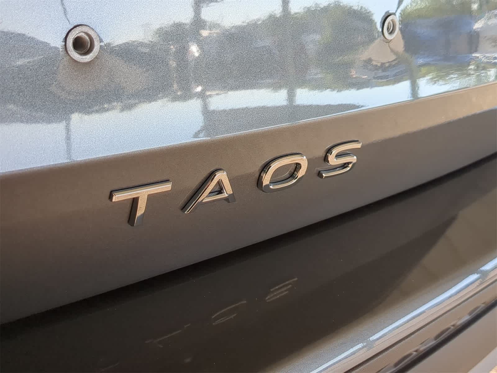 Thumbnail: 2025 Volkswagen Taos - 13