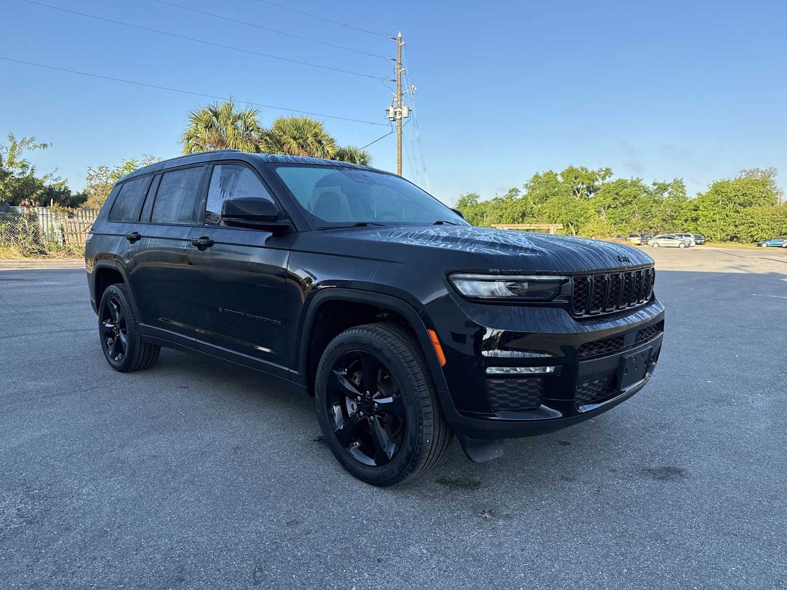 Thumbnail: 2023 Jeep Grand Cherokee - 8