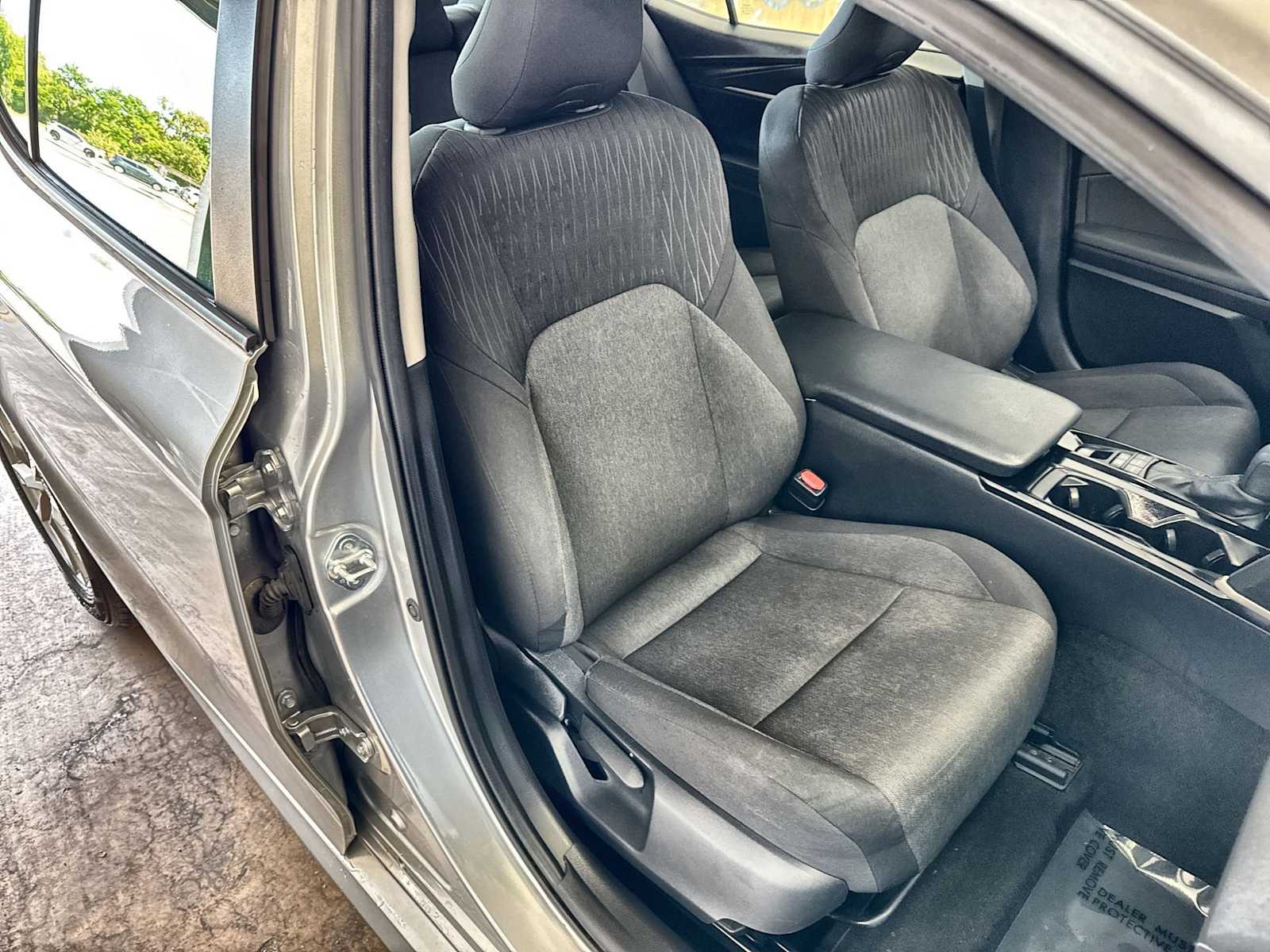 Thumbnail: 2025 Toyota Camry - 19