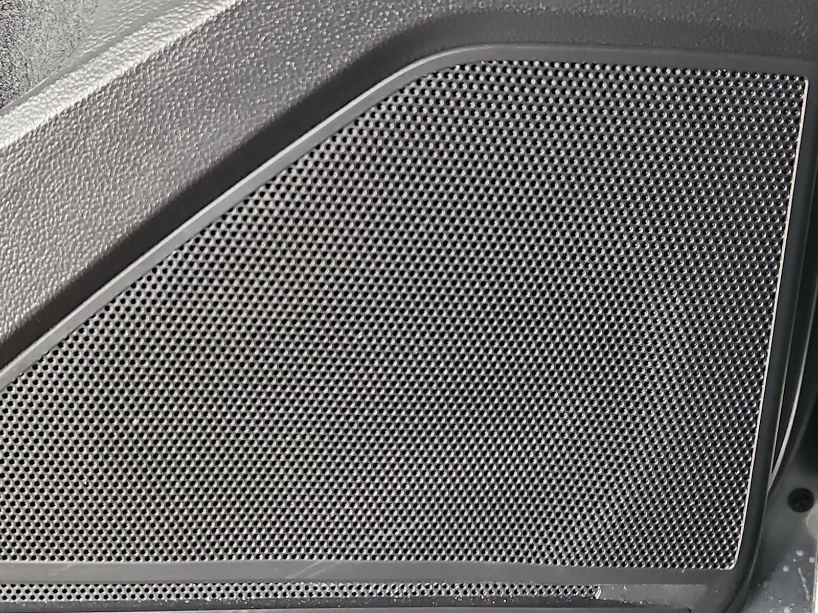 Thumbnail: 2024 Volkswagen Tiguan - 33