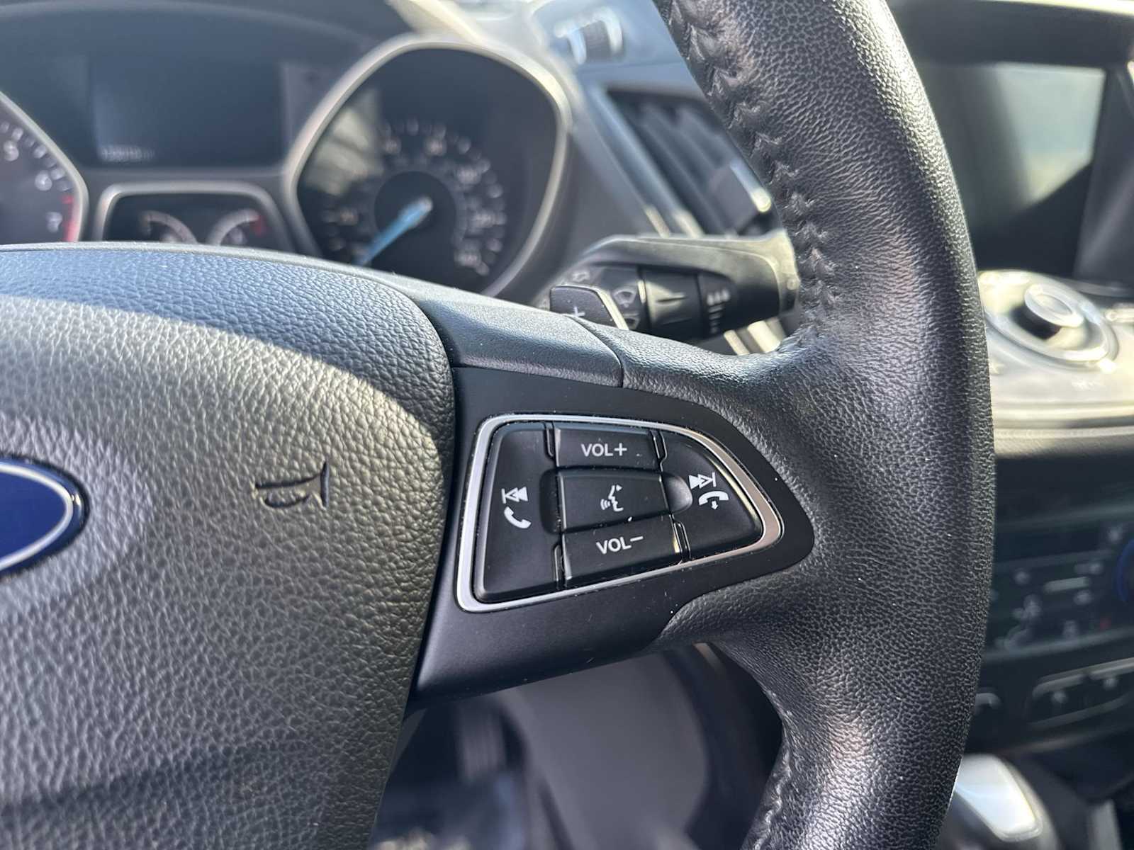 Thumbnail: 2017 Ford Escape - 32