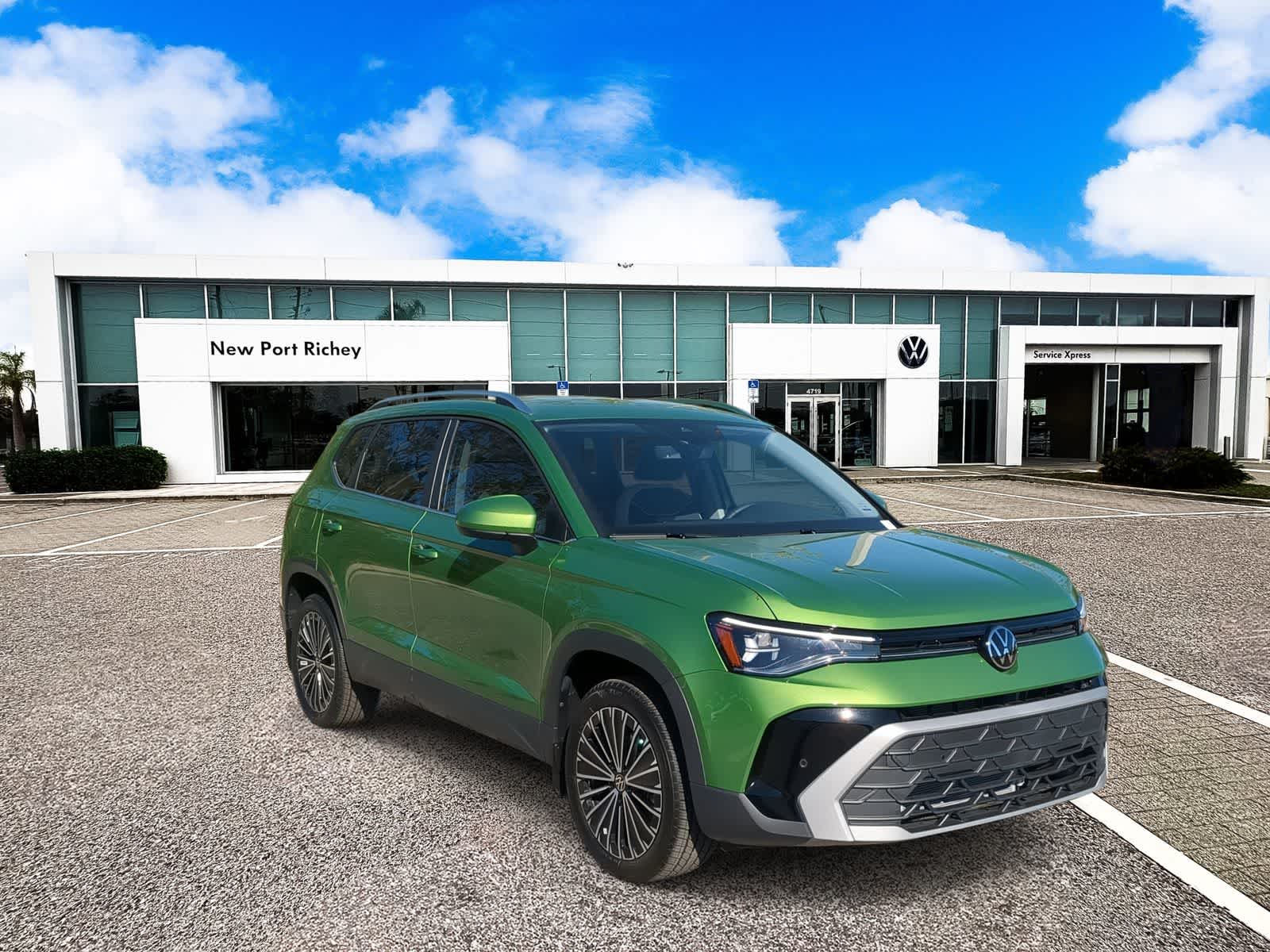 Thumbnail: 2025 Volkswagen Taos - 2