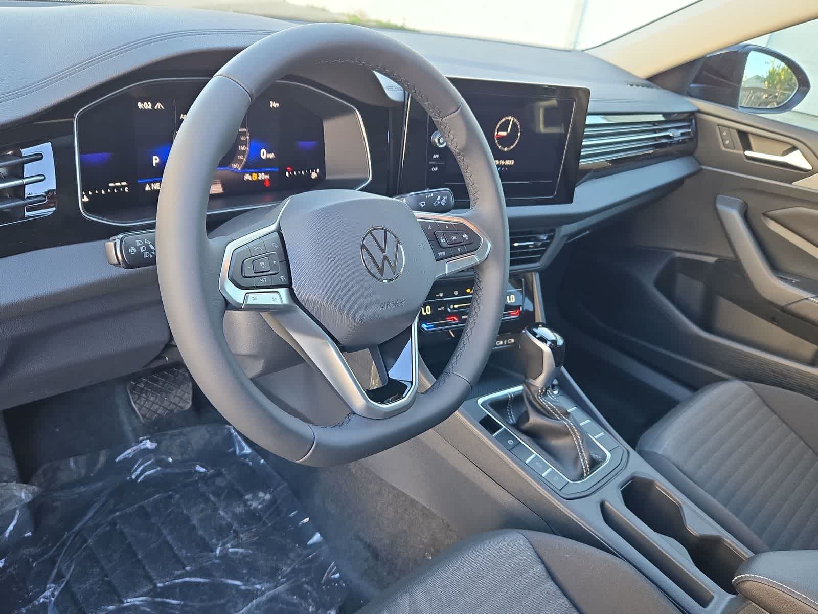 Thumbnail: 2026 Volkswagen Jetta - 10