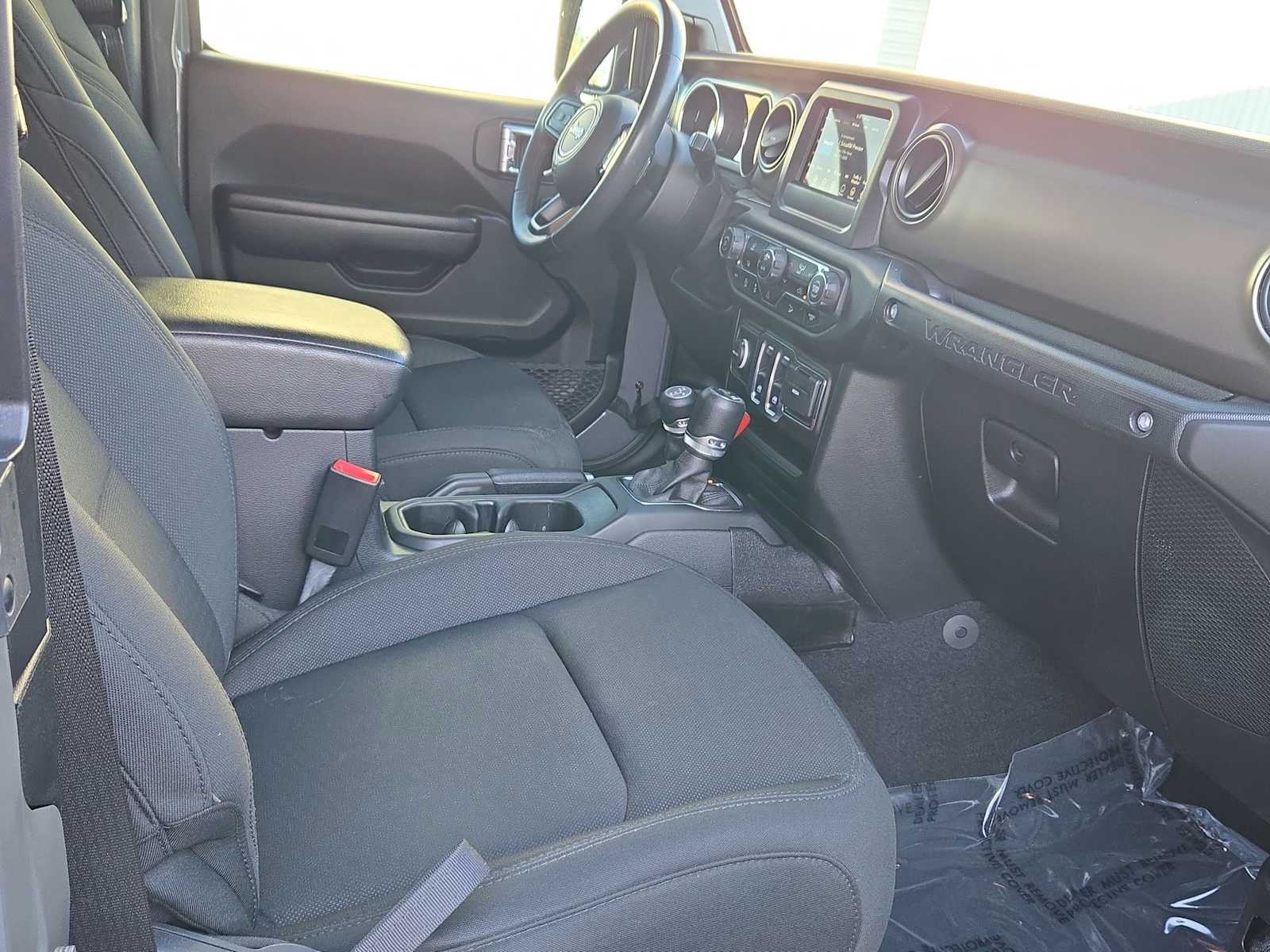 Thumbnail: 2020 Jeep Wrangler - 18