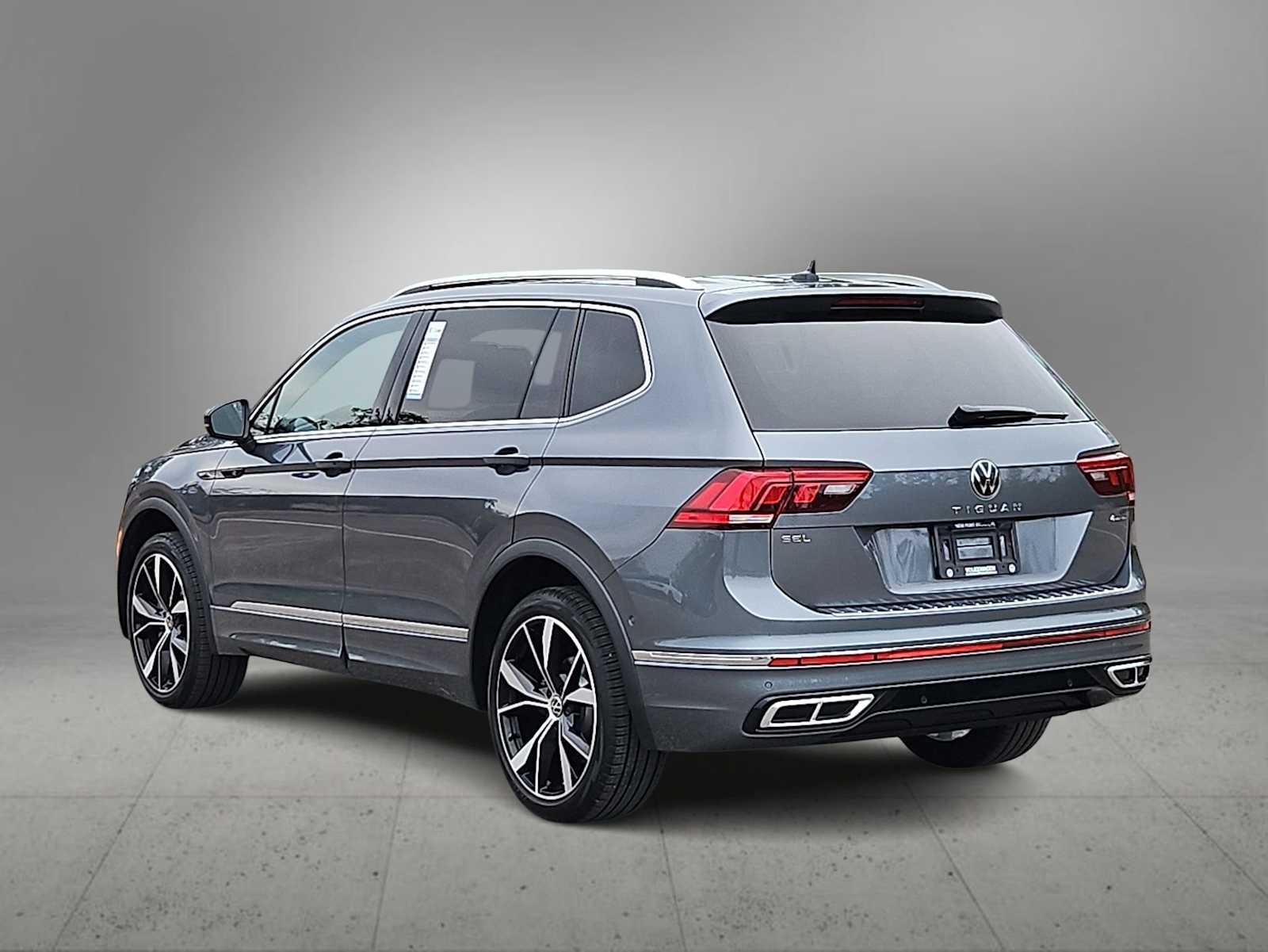 Thumbnail: 2024 Volkswagen Tiguan - 6
