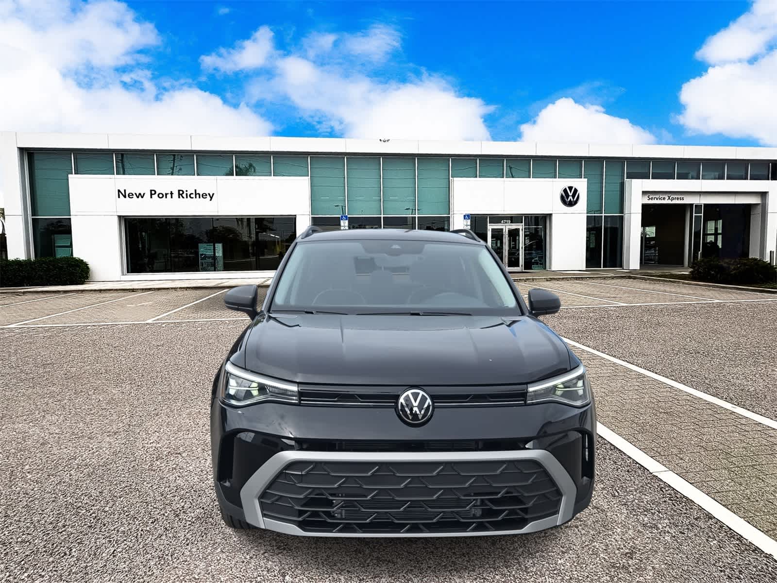 Thumbnail: 2025 Volkswagen Taos - 3