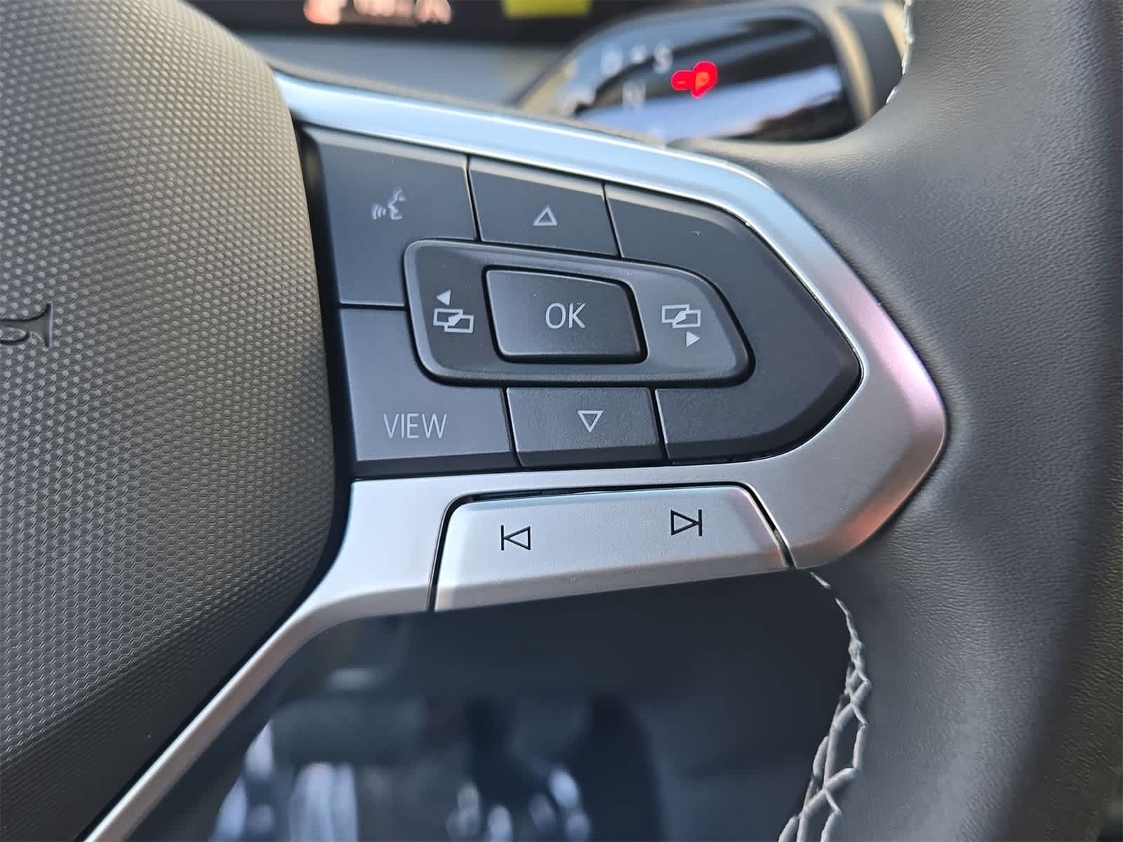 Thumbnail: 2025 Volkswagen Tiguan - 26