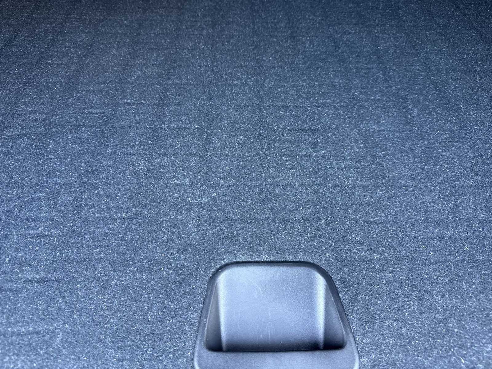 Thumbnail: 2020 Volvo XC40 - 32