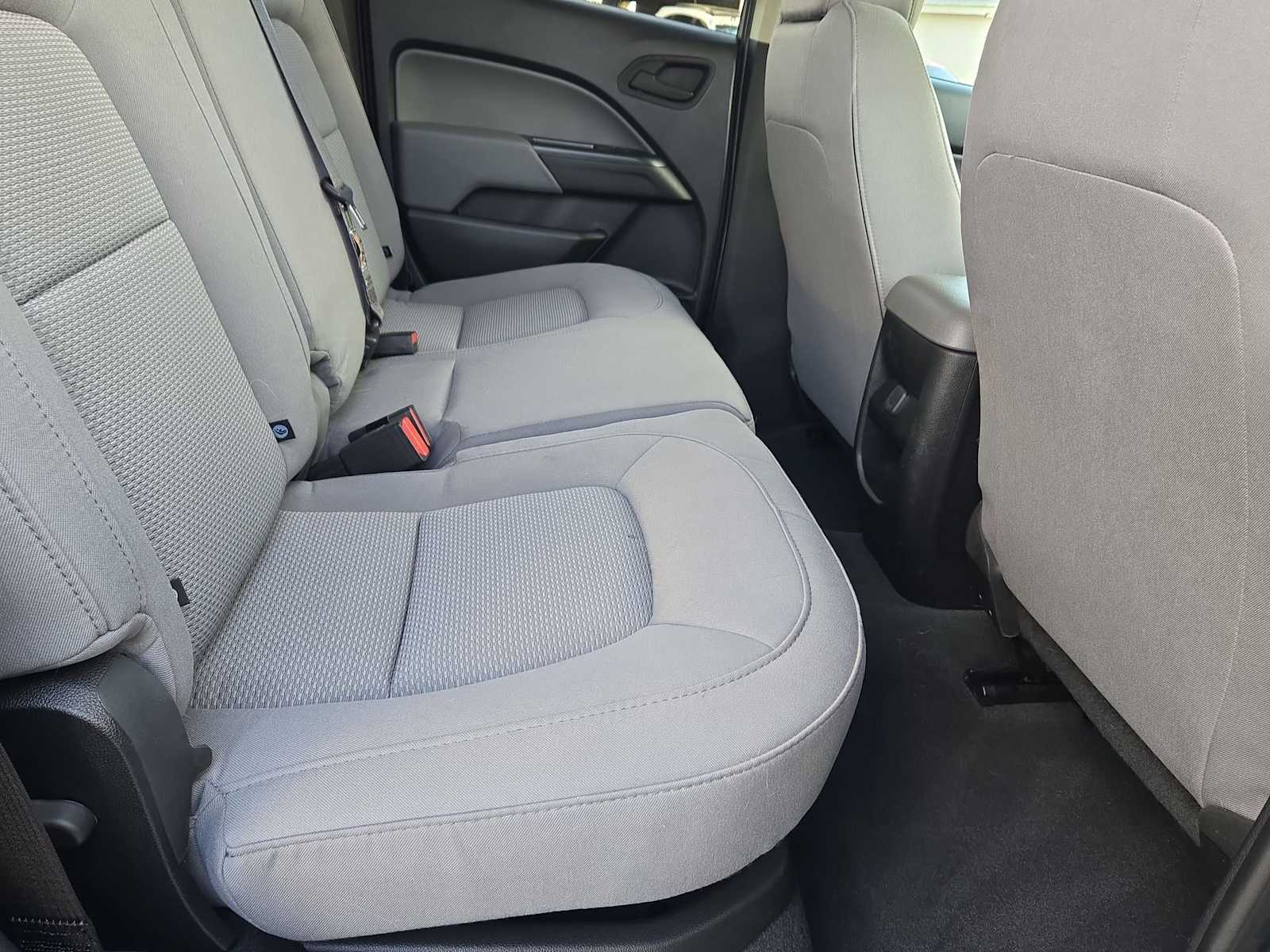 Thumbnail: 2022 Chevrolet Colorado - 20