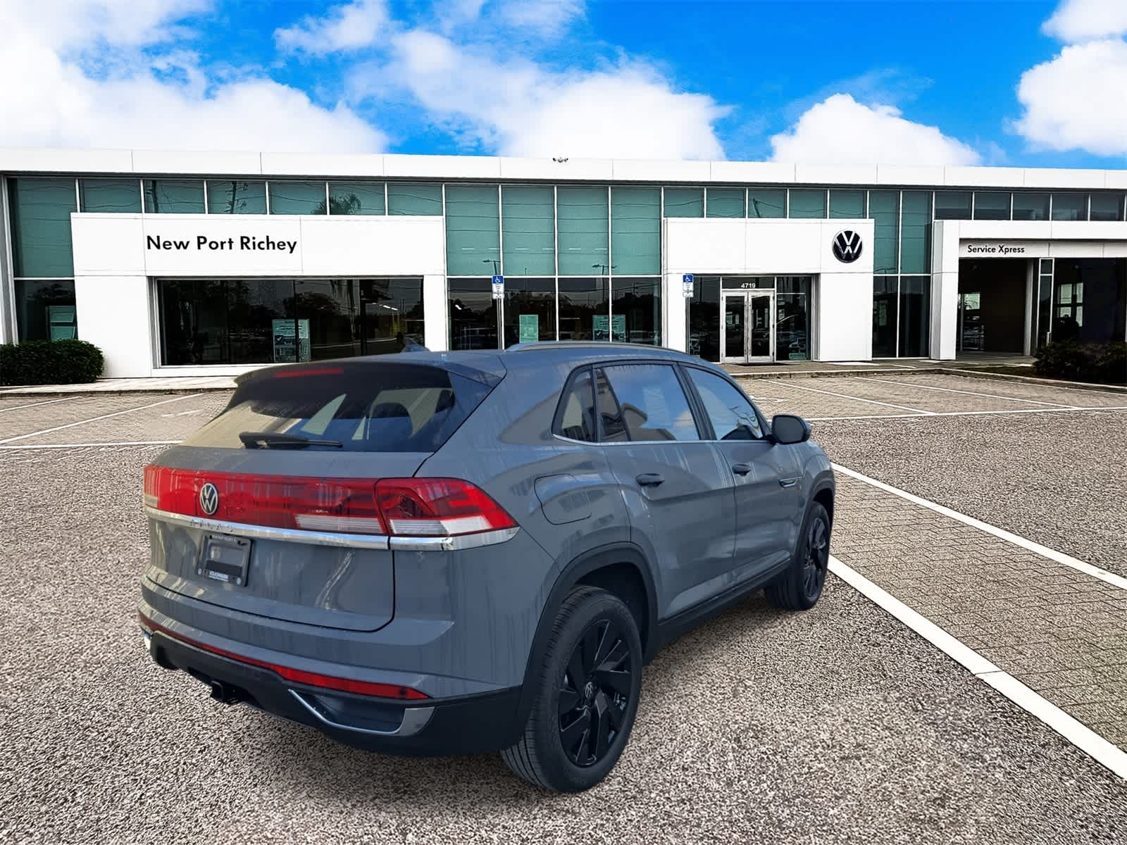 Thumbnail: 2026 Volkswagen Atlas - 8