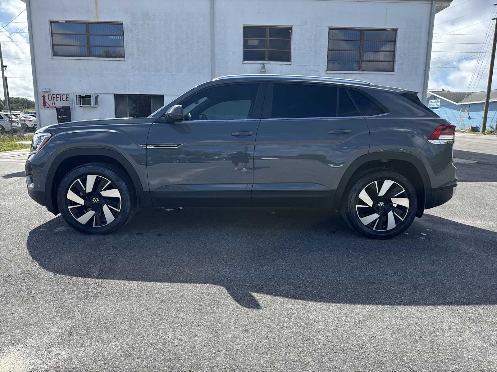 Thumbnail: 2025 Volkswagen Atlas - 11