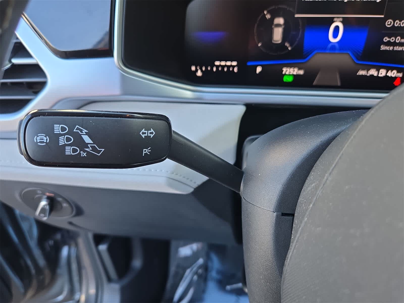 Thumbnail: 2025 Volkswagen Taos - 26