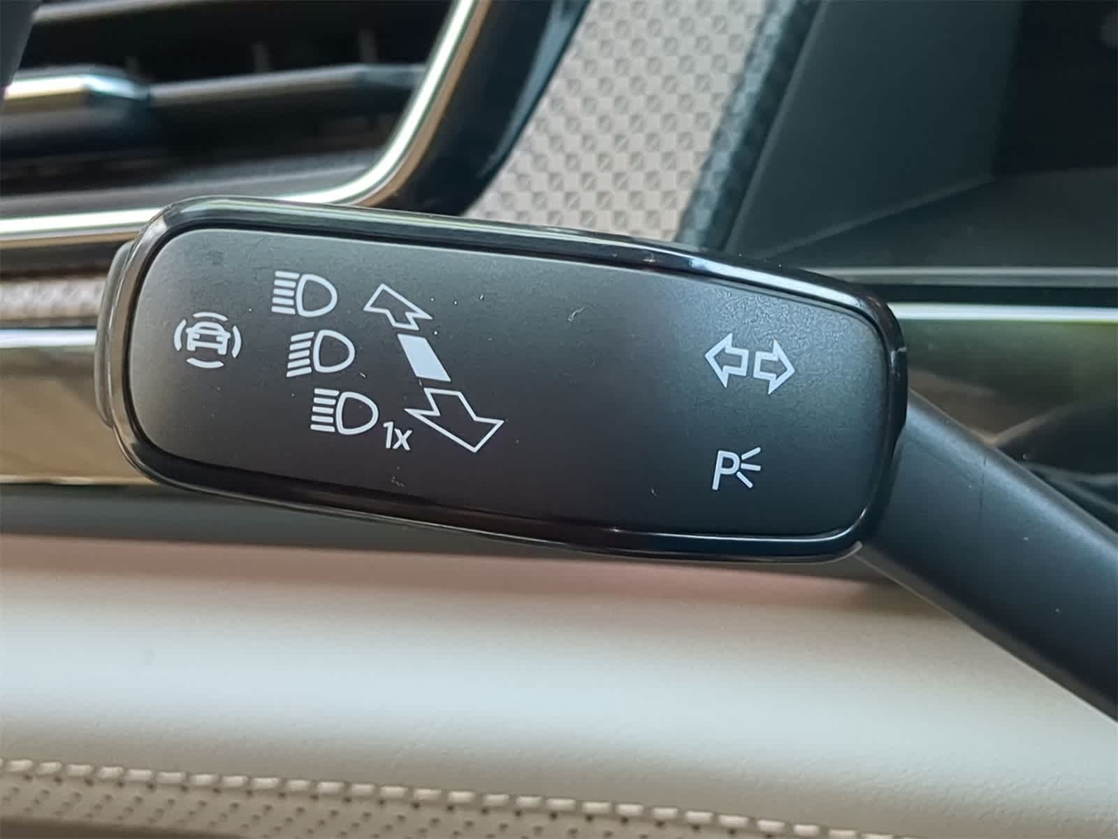 Thumbnail: 2025 Volkswagen Atlas - 27