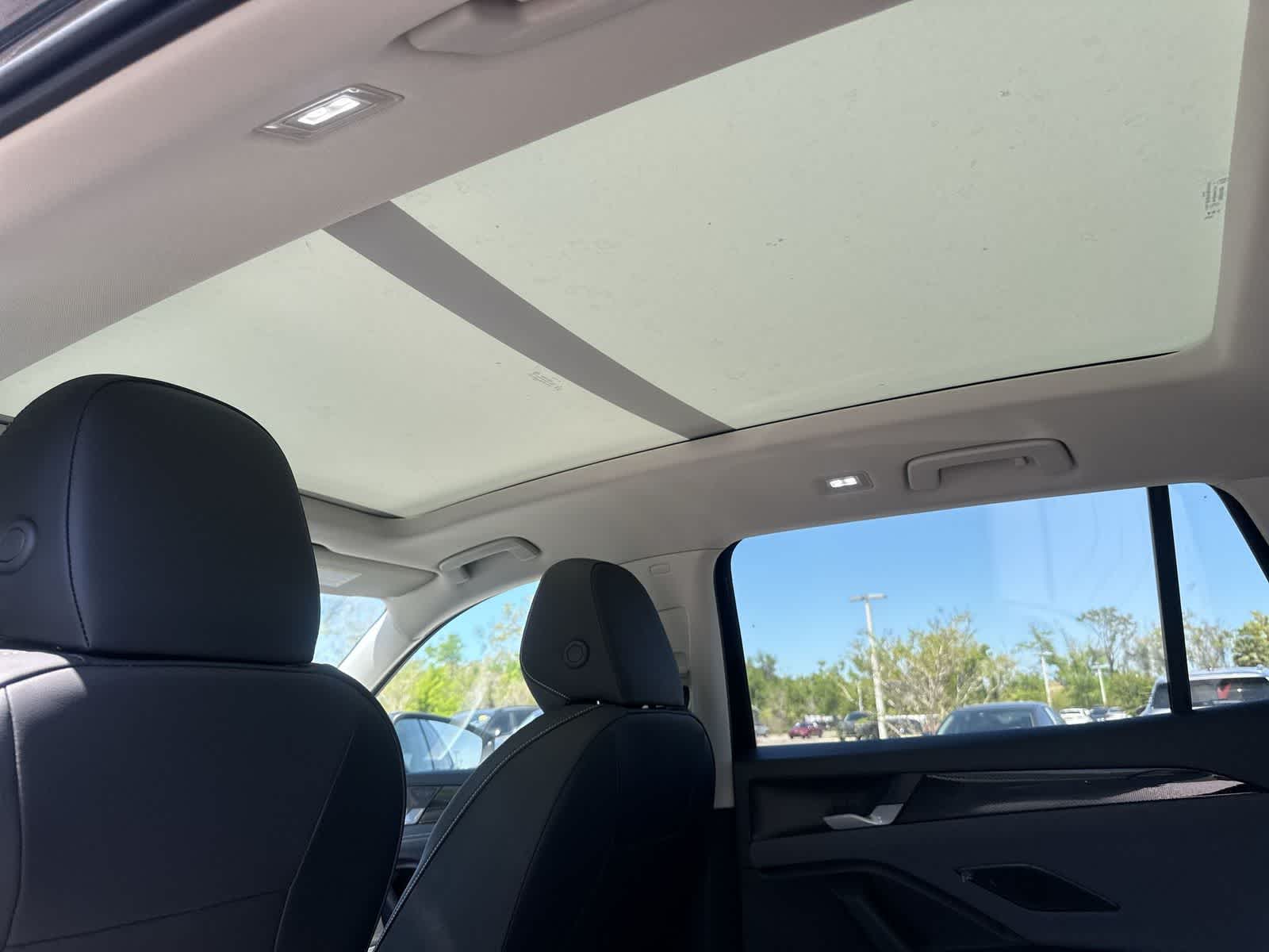 Thumbnail: 2026 Volkswagen Tiguan - 18