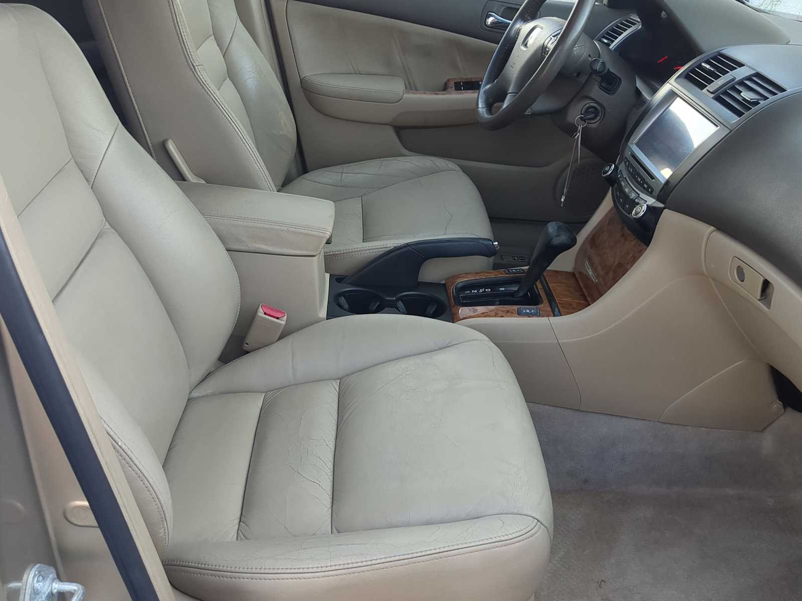 Thumbnail: 2003 Honda Accord - 22