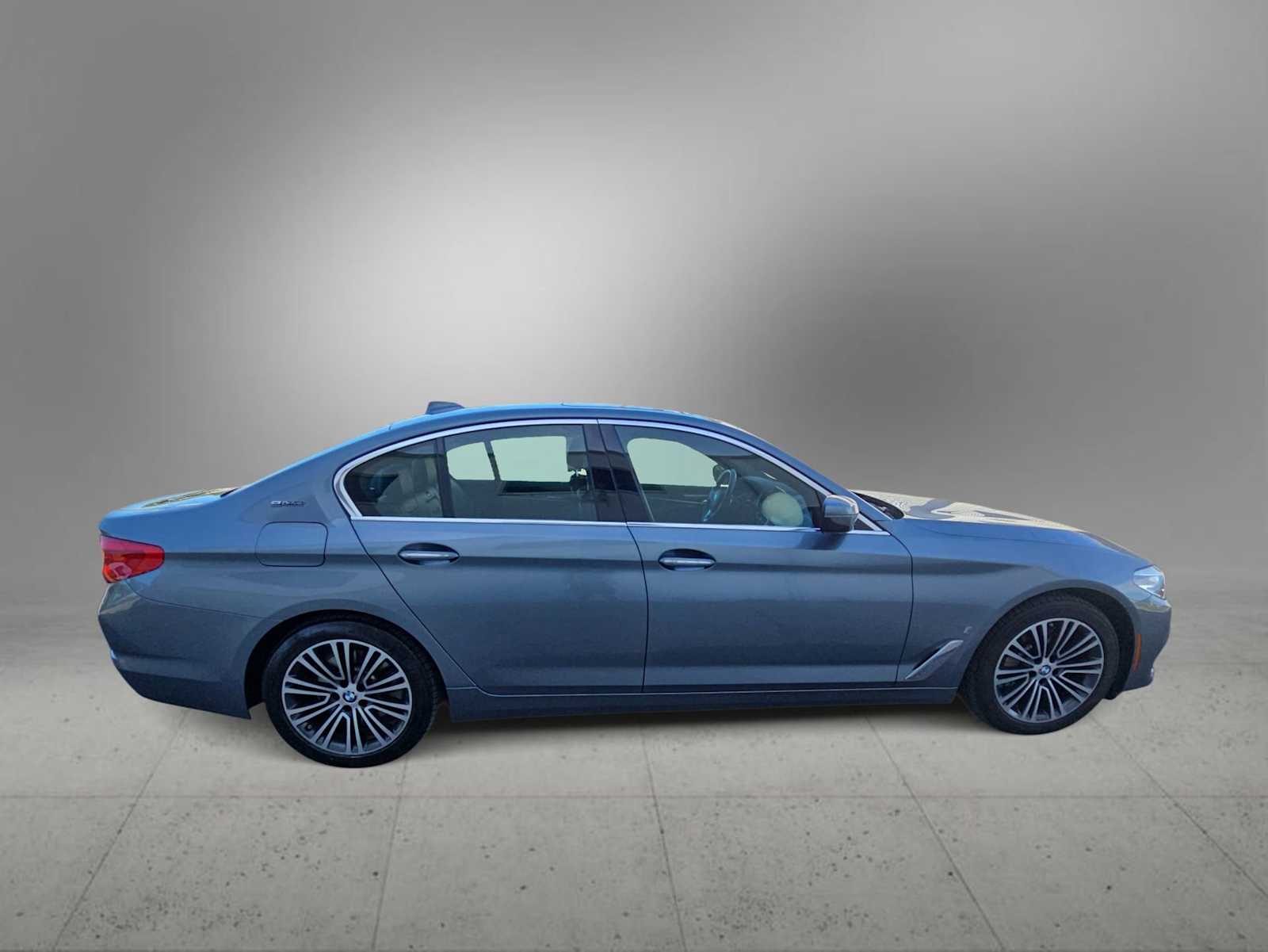 Thumbnail: 2018 BMW 5 Series - 9
