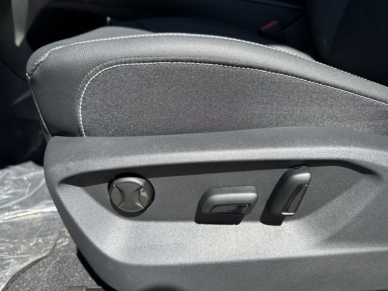 Thumbnail: 2026 Volkswagen Atlas - 17