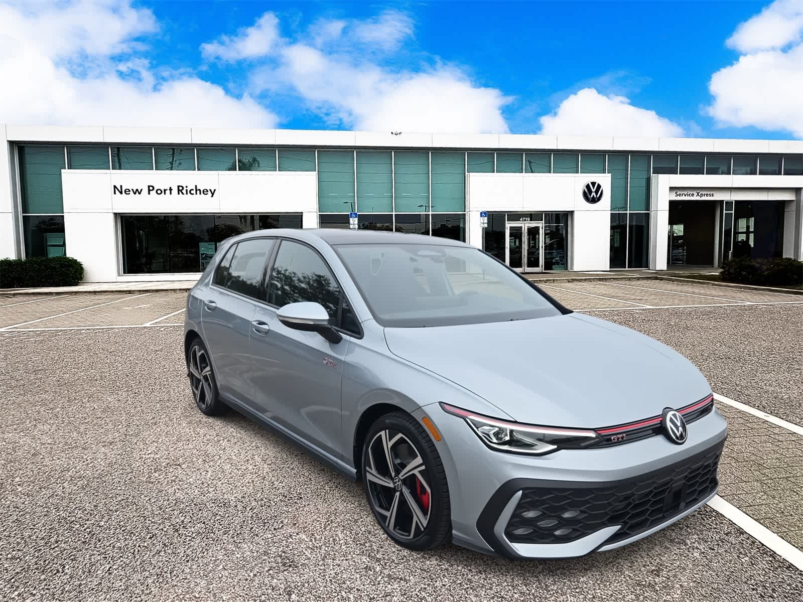 Thumbnail: 2026 Volkswagen Golf - 2