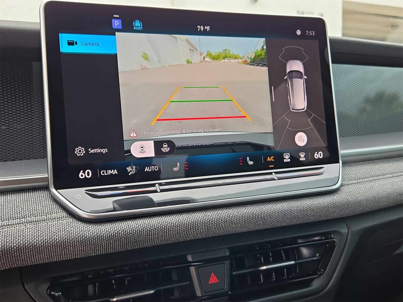 Thumbnail: 2025 Volkswagen Tiguan - 28