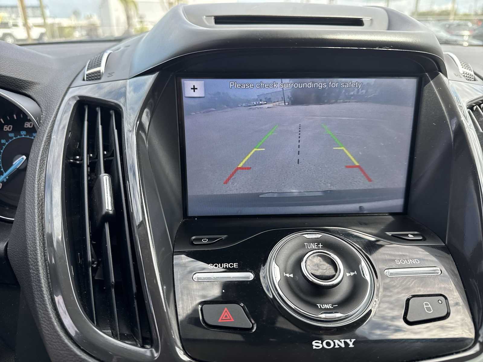 Thumbnail: 2016 Ford Escape - 30