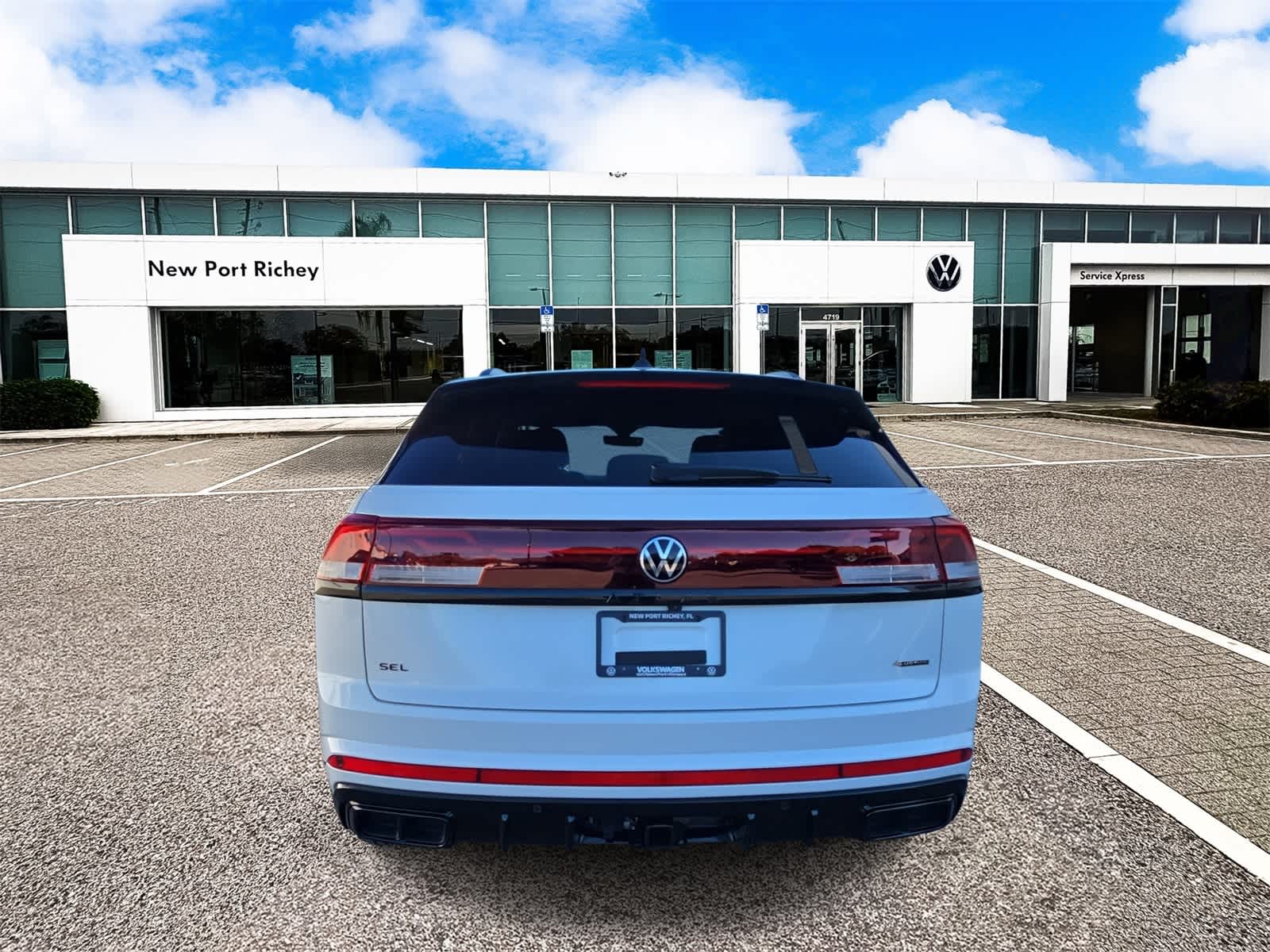 Thumbnail: 2026 Volkswagen Atlas - 7