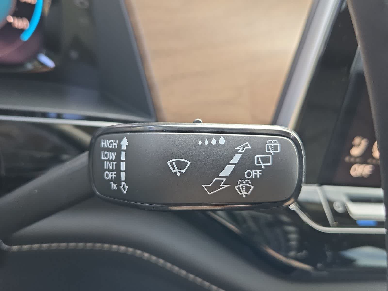 Thumbnail: 2026 Volkswagen Atlas - 32