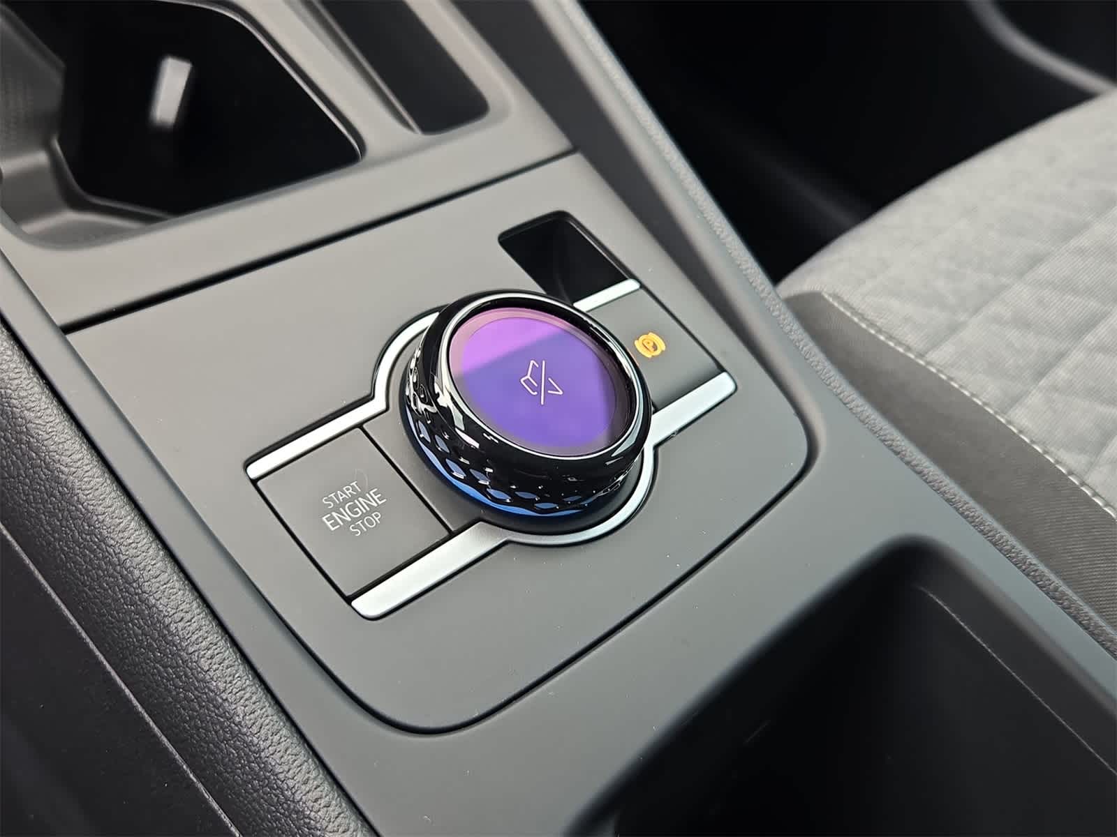 Thumbnail: 2025 Volkswagen Tiguan - 37