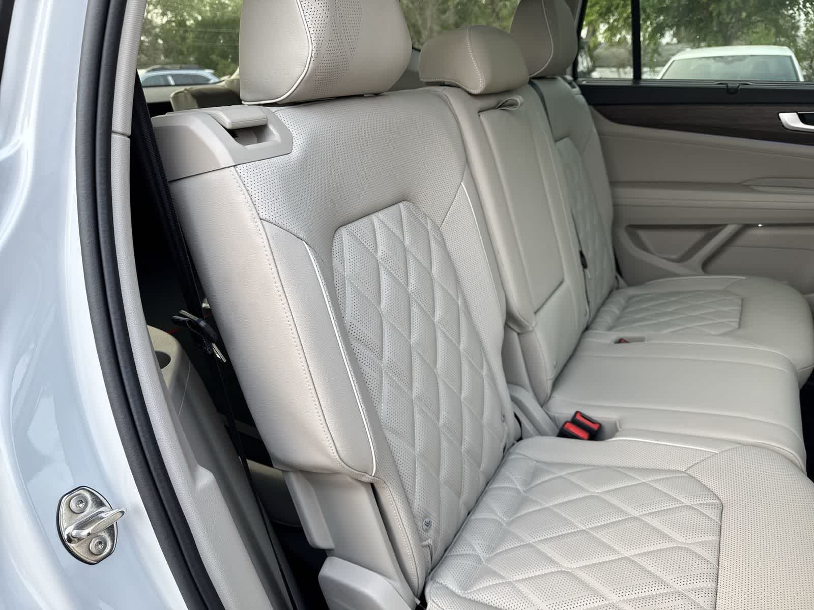 Thumbnail: 2026 Volkswagen Atlas - 20