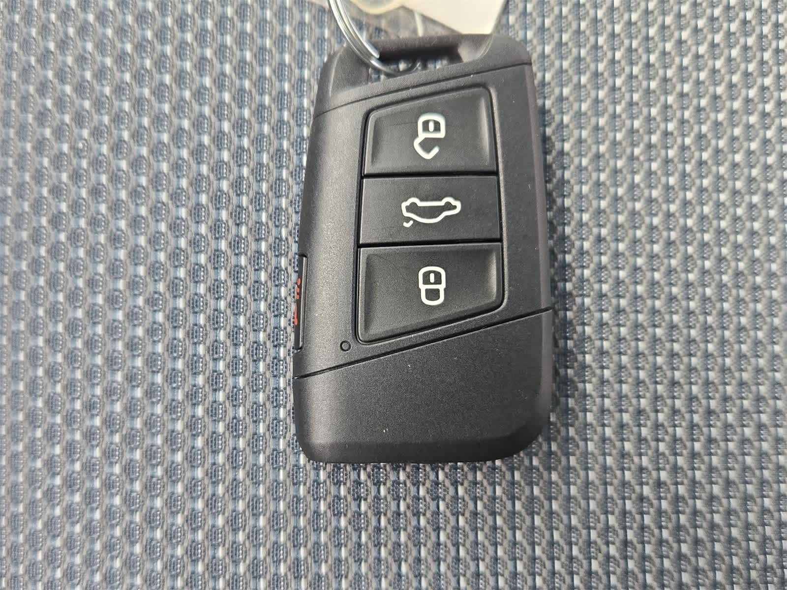 Thumbnail: 2025 Volkswagen Taos - 33