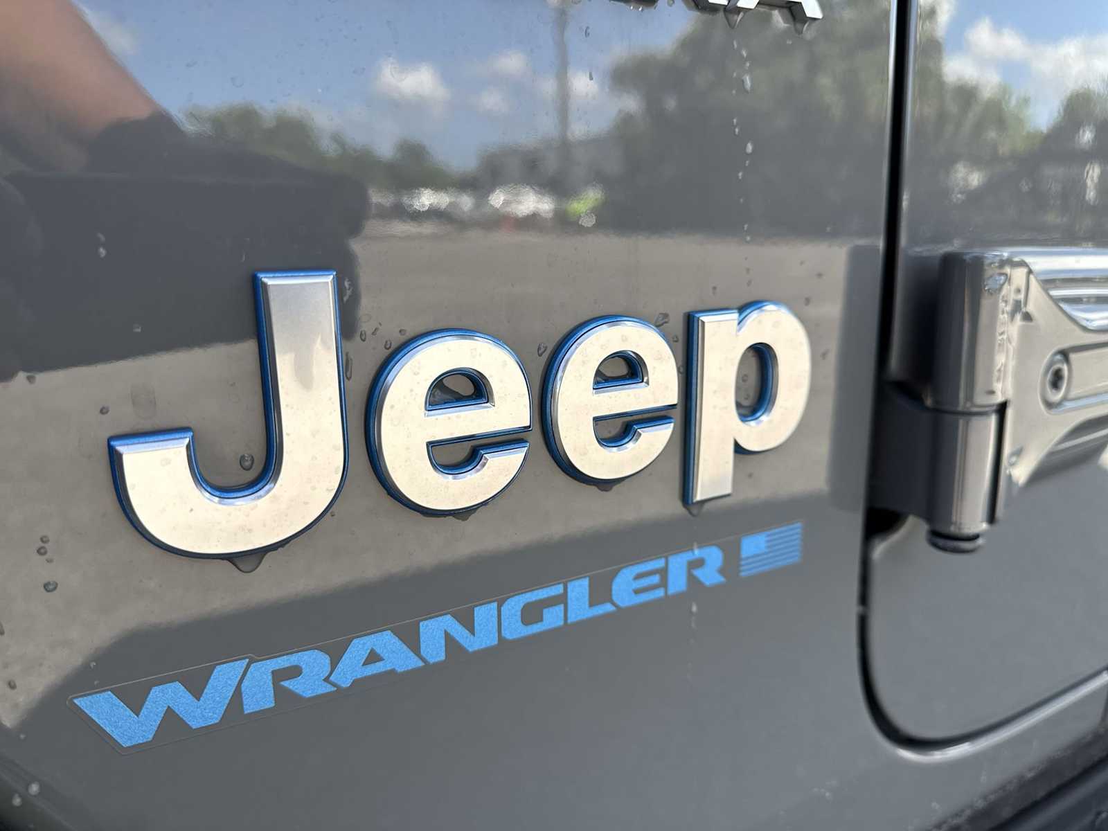 Thumbnail: 2023 Jeep Wrangler - 11
