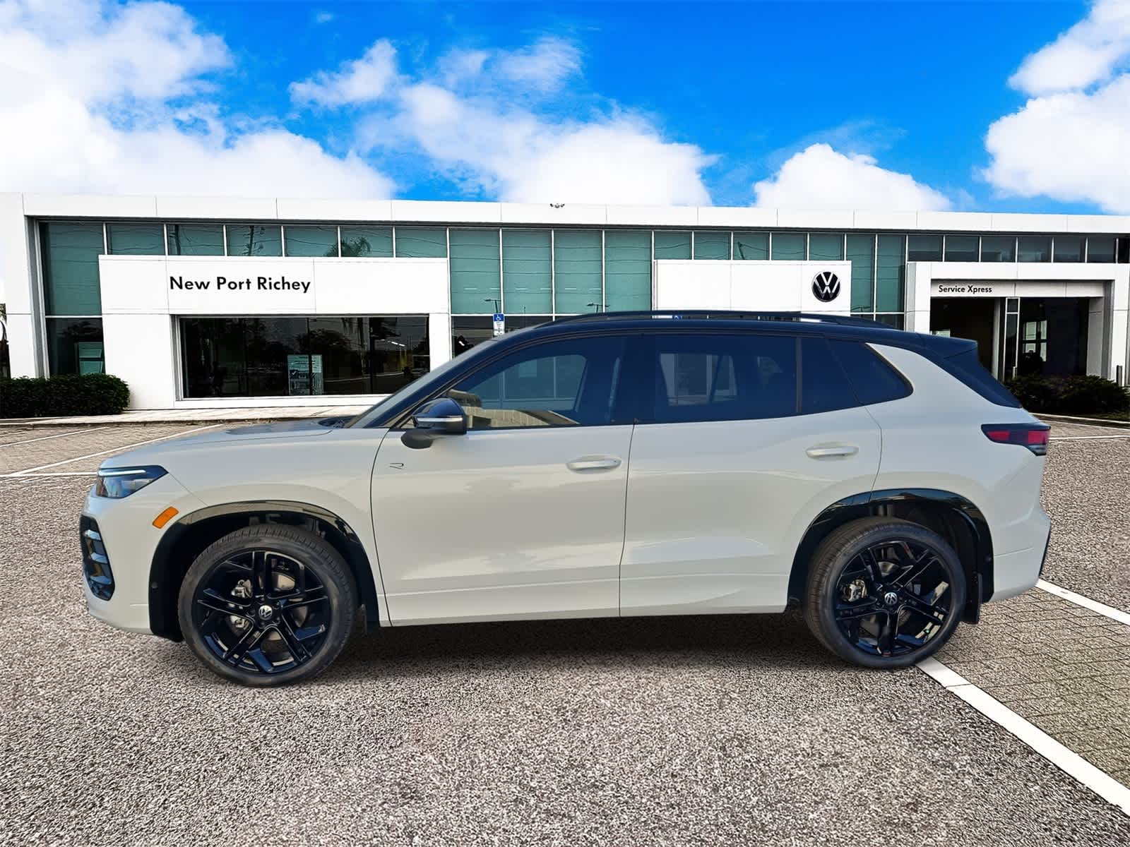 Thumbnail: 2026 Volkswagen Tiguan - 5