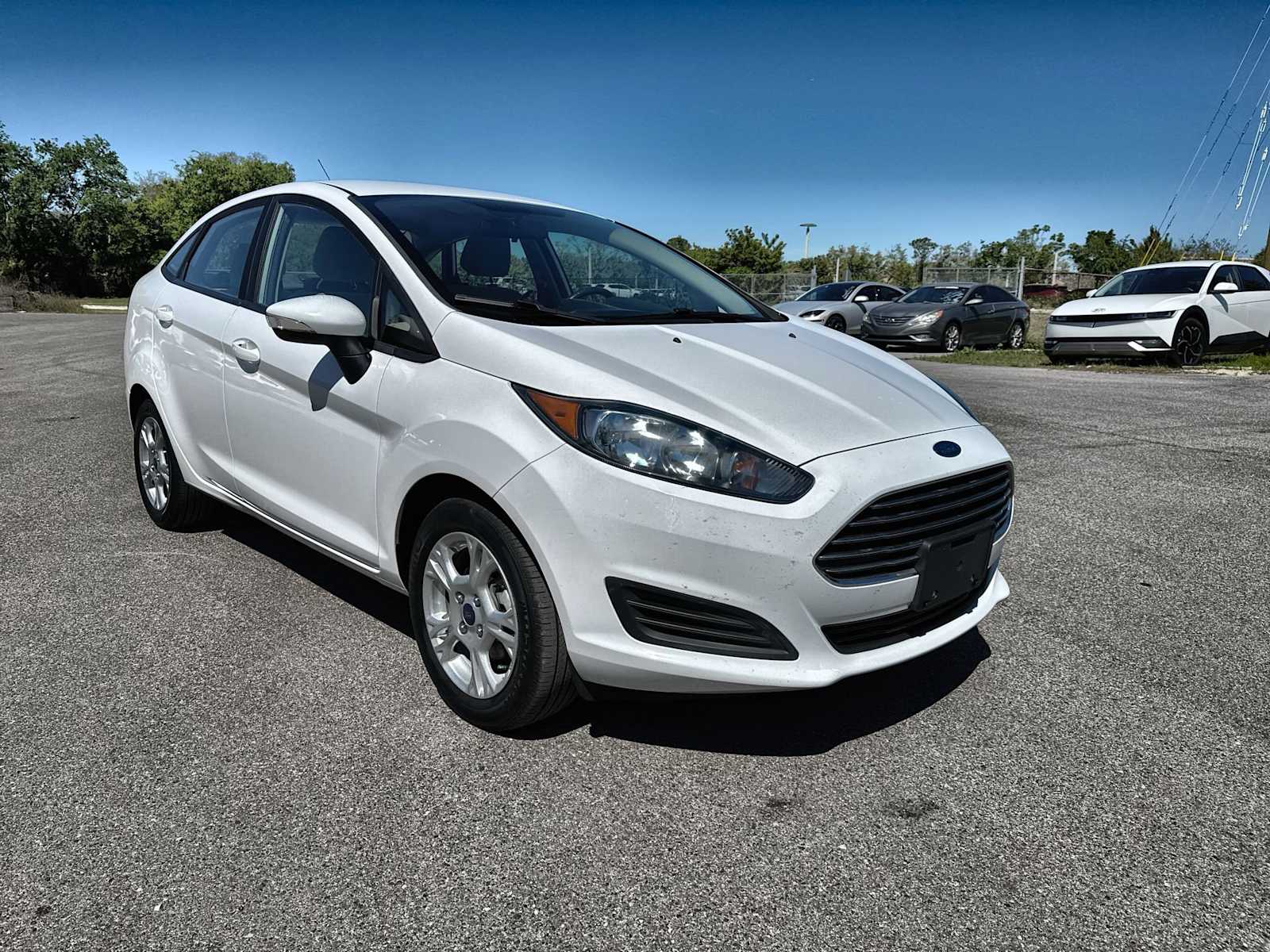 Thumbnail: 2016 Ford Fiesta - 8