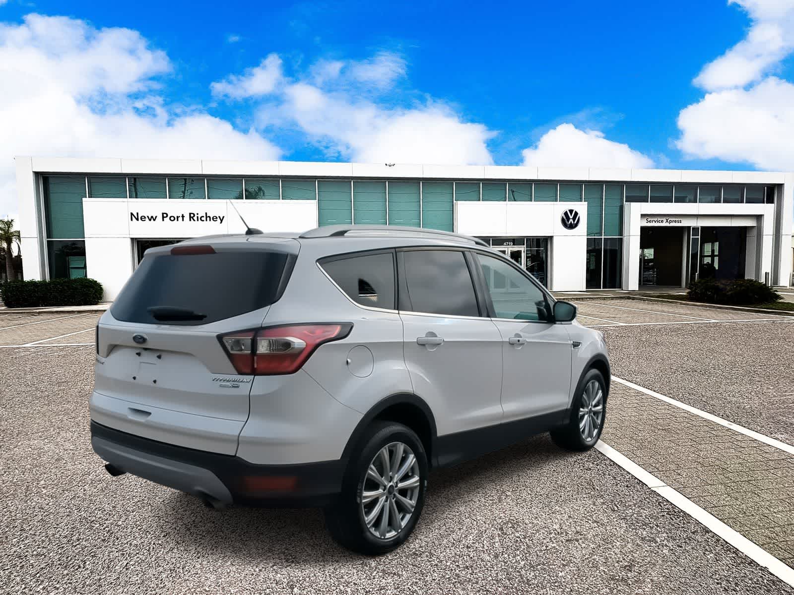 Thumbnail: 2017 Ford Escape - 13