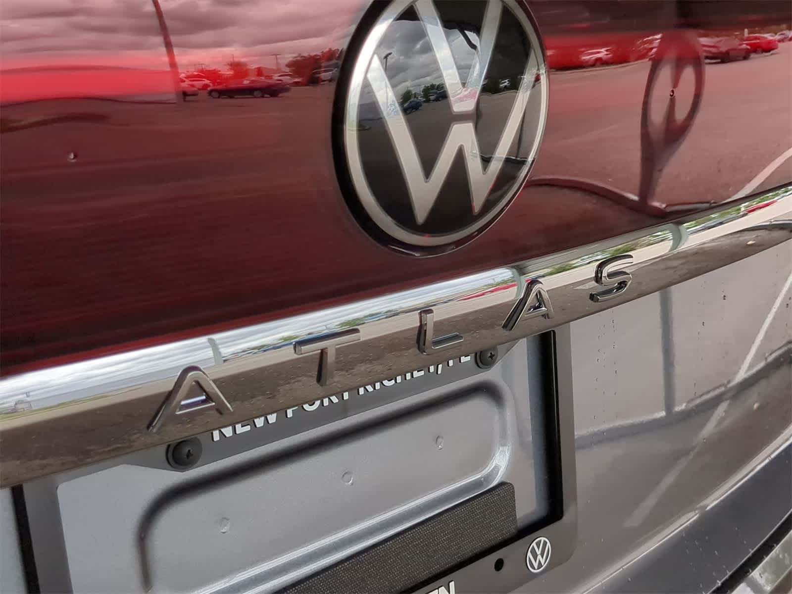 Thumbnail: 2025 Volkswagen Atlas - 13