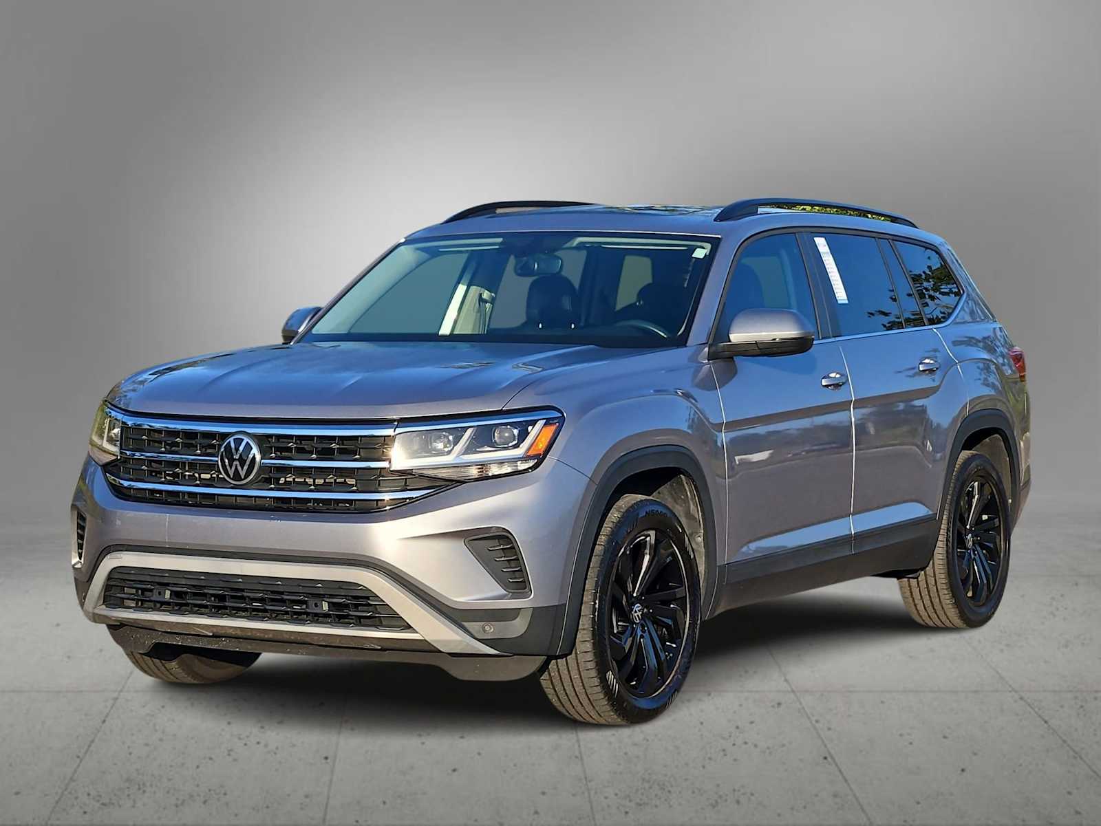 Thumbnail: 2022 Volkswagen Atlas - 4
