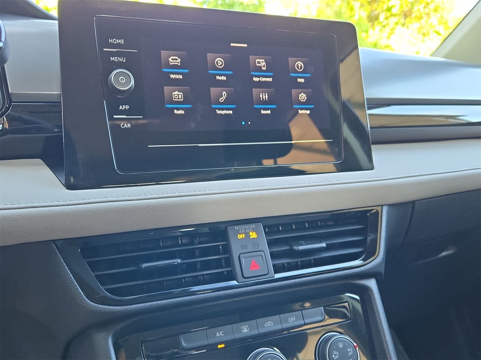 Thumbnail: 2025 Volkswagen Taos - 27