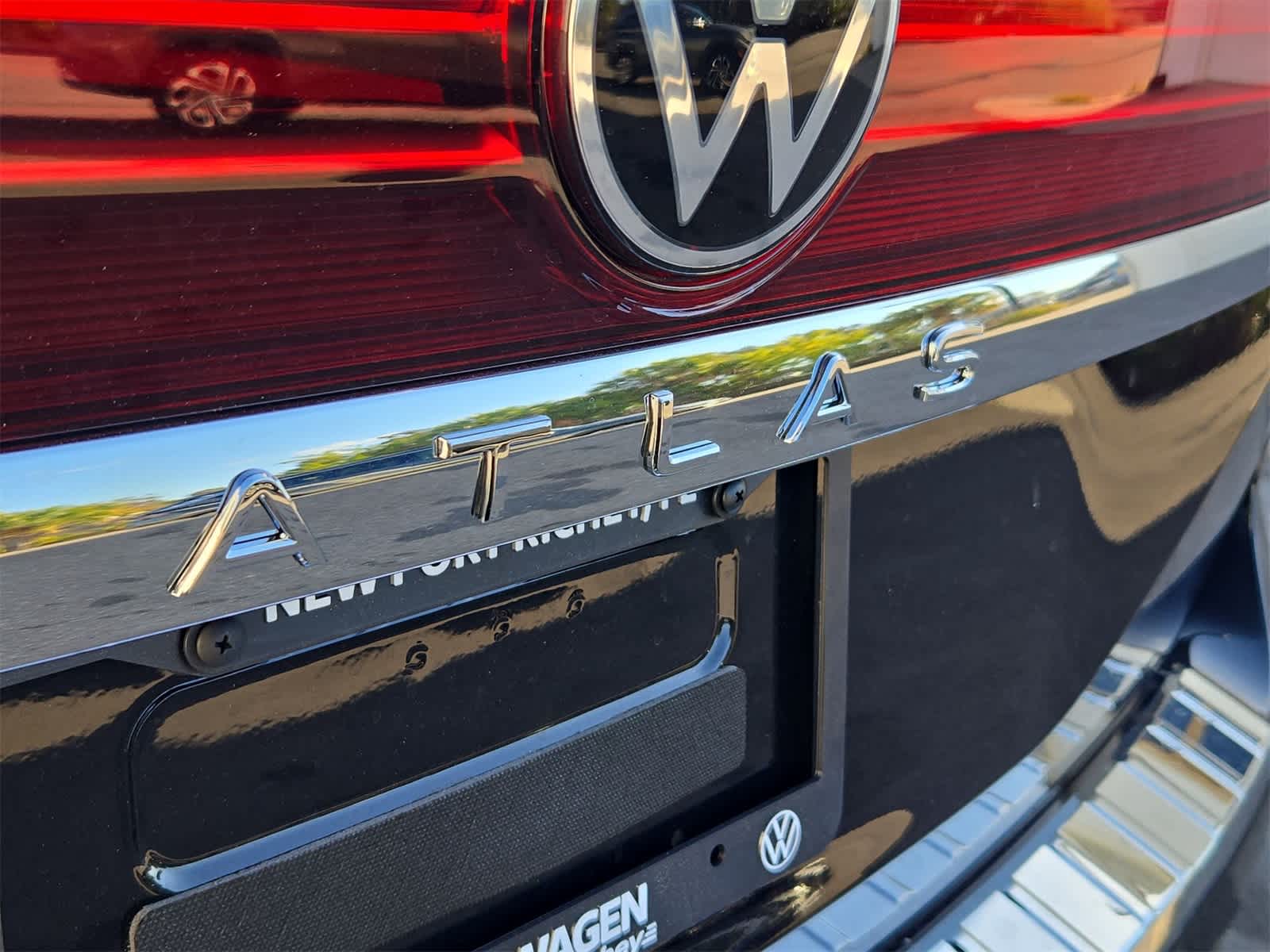 Thumbnail: 2026 Volkswagen Atlas - 20