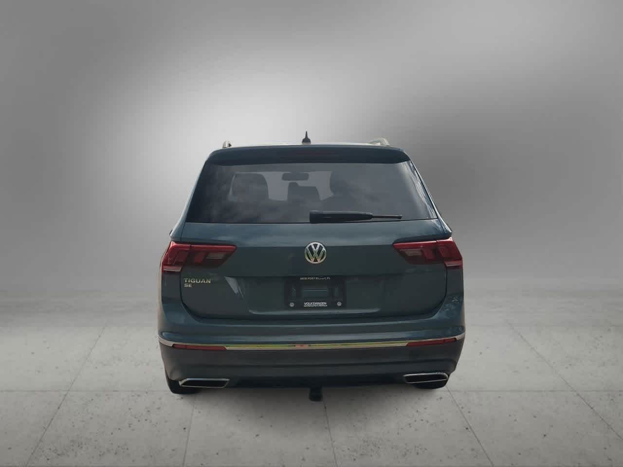 Thumbnail: 2020 Volkswagen Tiguan - 7