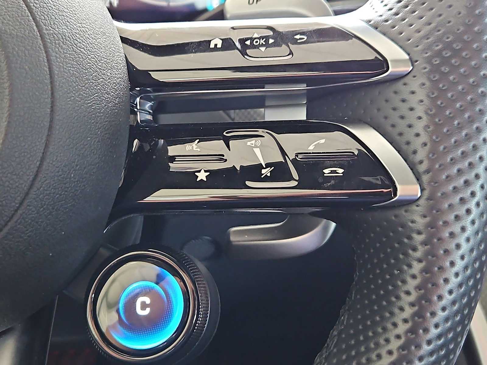 Thumbnail: 2024 Mercedes-Benz C-Class - 26